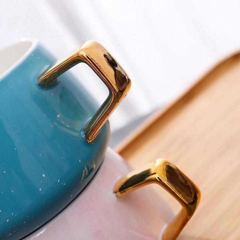 Live Forever by Una Hubman Mug
