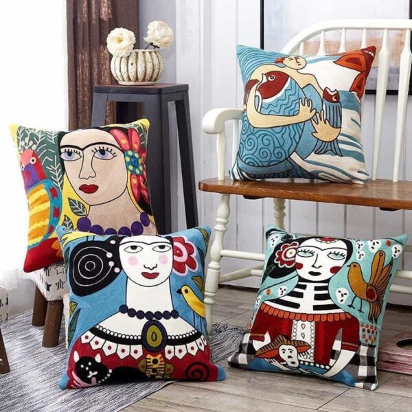 Légende |Anne Svensson | Embroidery Cushion