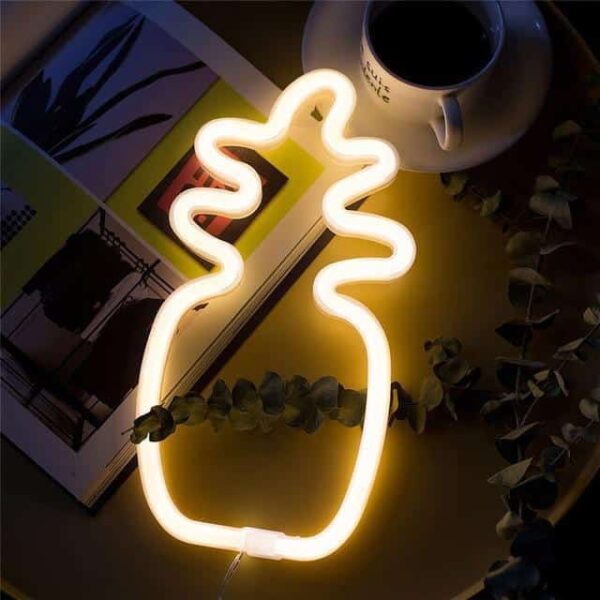 Superstar Sweet Home Neon Wall/Desk Lamp Table/Wall lamp Pineapple