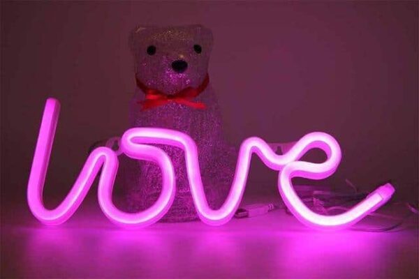 Superstar Love me NOW Wall/Desk Lamp Table/Wall lamp Love pink