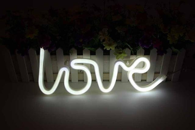 Superstar Love me NOW Wall/Desk Lamp Table/Wall lamp Love white