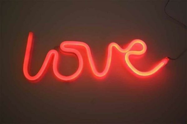 Superstar Love me NOW Wall/Desk Lamp Table/Wall lamp Love red