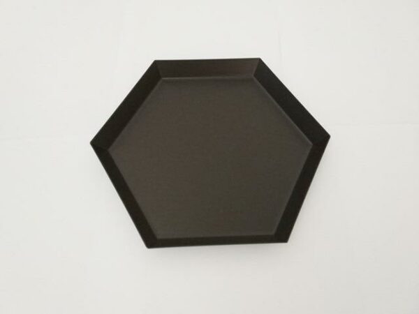 Polygon by Henry Jacobsson Tray Deep black / M