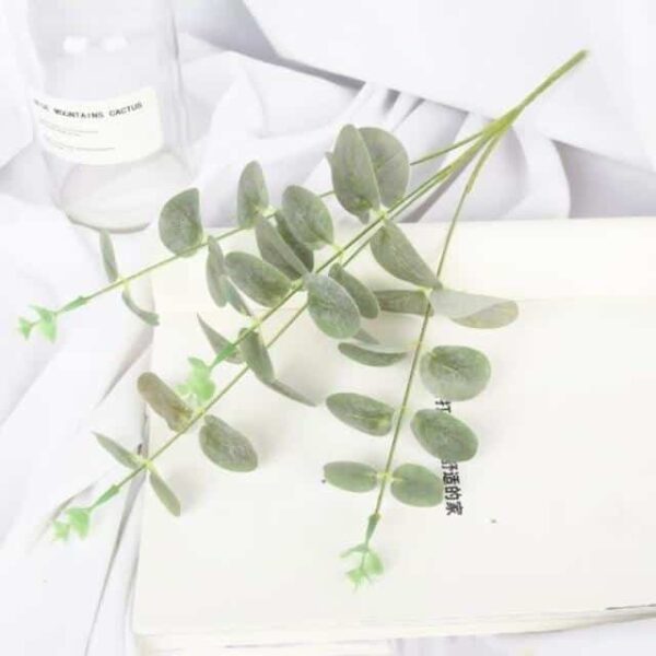 Eucalyptus by Una Hubmann Artificial Flowers Regular